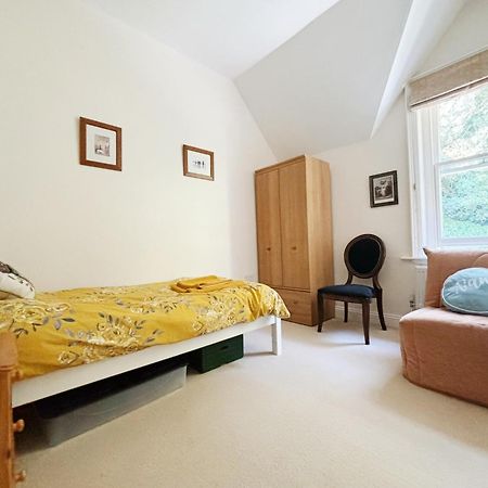 Spacious Town-Centre Apartment With Stunning Views Great Malvern Eksteriør billede