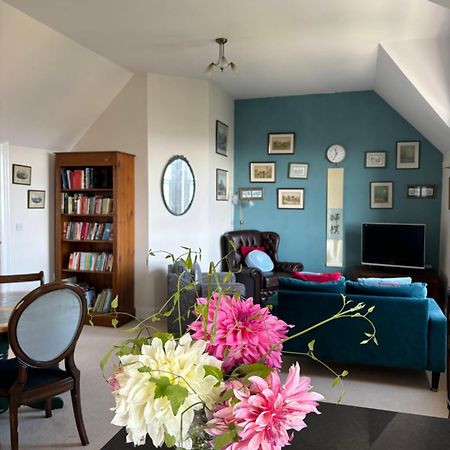 Spacious Town-Centre Apartment With Stunning Views Great Malvern Eksteriør billede
